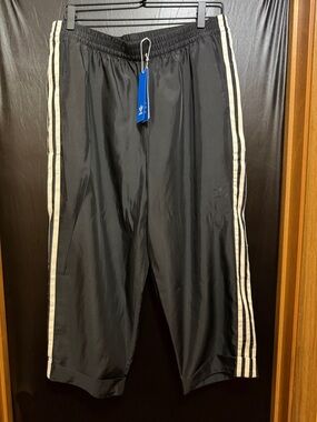 adidas Originals Sheer Black capri  with cream 3-Stripes and cuff hem.